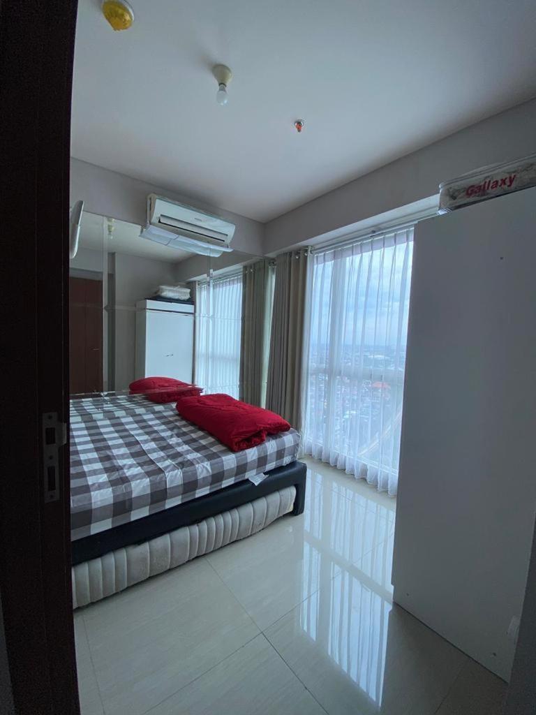 Callia Apartement Golf View Pulo Mas Jakarta Timur Kültér fotó